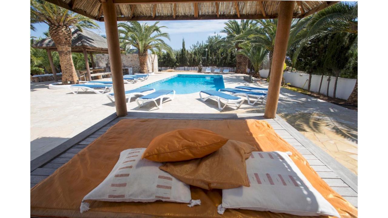 Villa Daniel 5 Mins By Taxi Into Ibiza Town Sant Jordi de ses Salines Exterior foto